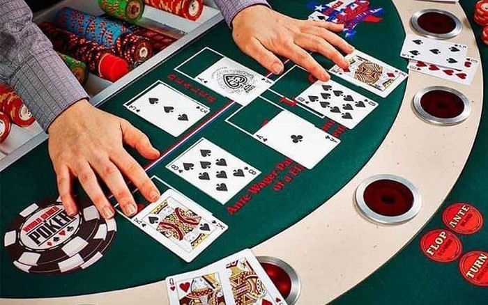 huong dan choi poker tai debet 2025